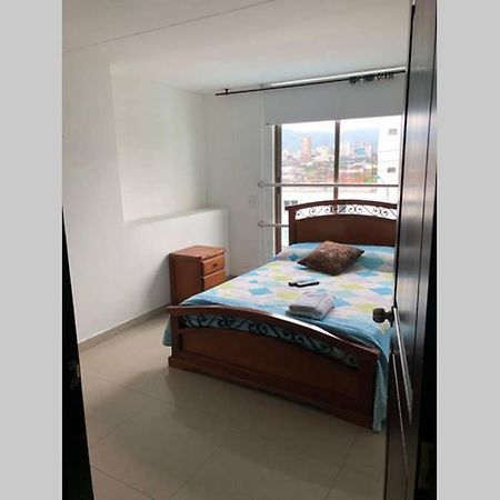 Apartamento Amoblado Con Excelente Ubicacion Pereira Exterior foto