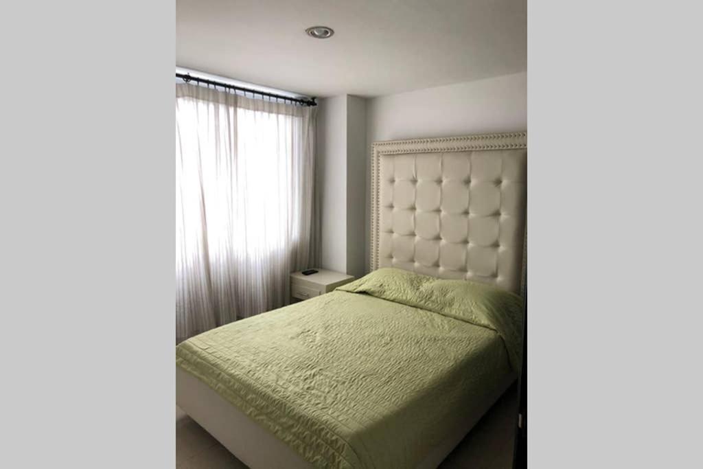 Apartamento Amoblado Con Excelente Ubicacion Pereira Exterior foto